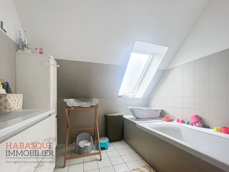 Maison - 139 m² - 5 pièces