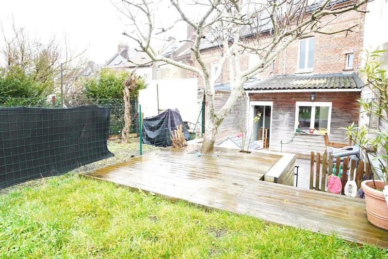 Maison - 96 m² - 4 pièces