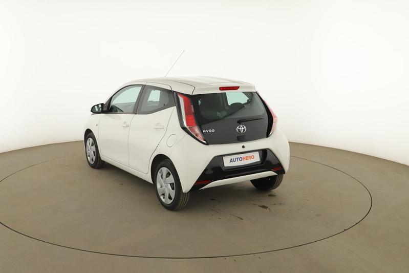 Toyota Aygo 1.0 Vvt-i X-Play 5p 69 ch