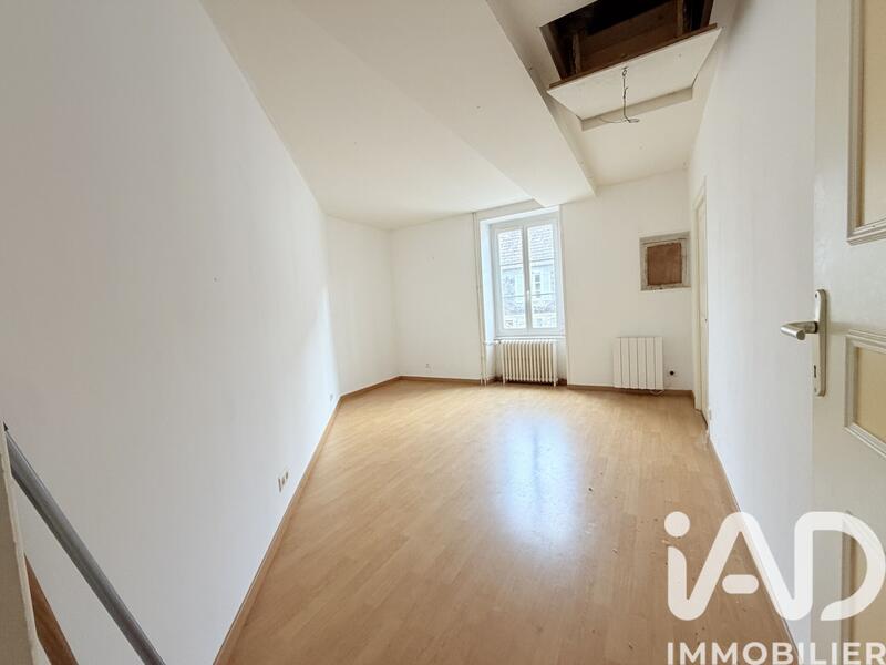 Maison - 152 m² - 7 pièces