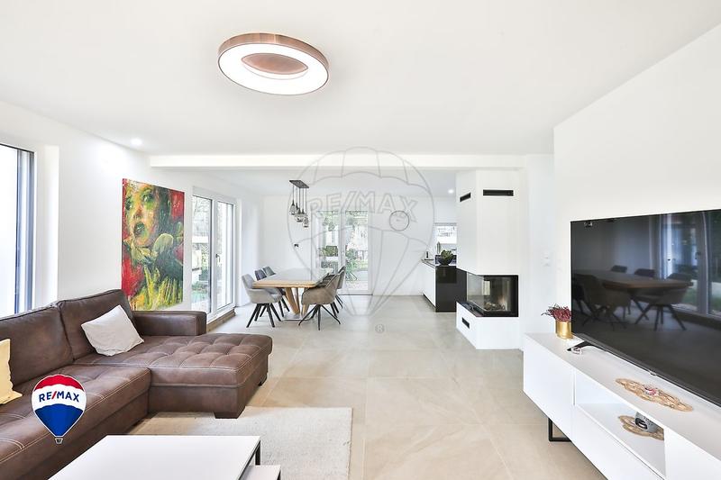 Villa - 150 m² - 6 pièces