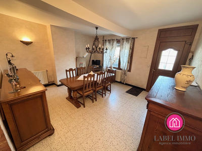 Maison - 98 m² - 6 pièces