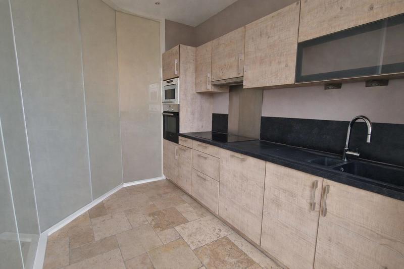 Appartement - 101 m² - 5 pièces