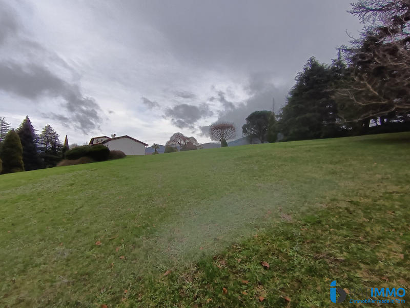 Villa - 180 m² - 6 pièces