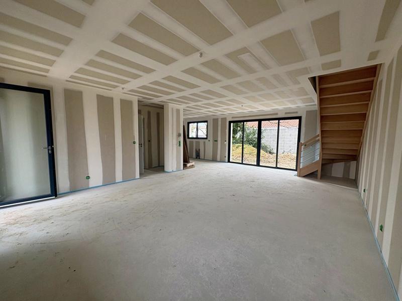 Maison contemporaine - 147 m² - 5 pièces