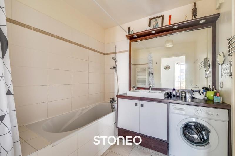 Appartement ancien - 85 m² - 3 pièces