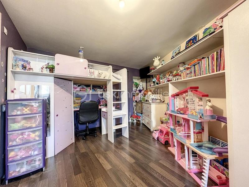 Maison - 87 m² - 4 pièces