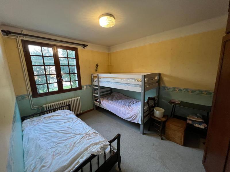 Maison - 240 m² - 5 pièces