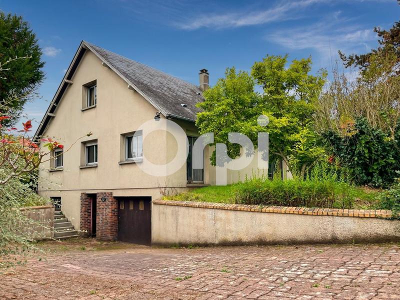 Maison - 140 m² - 5 pièces