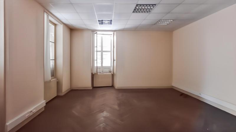 Maison - 270 m² - 10 pièces