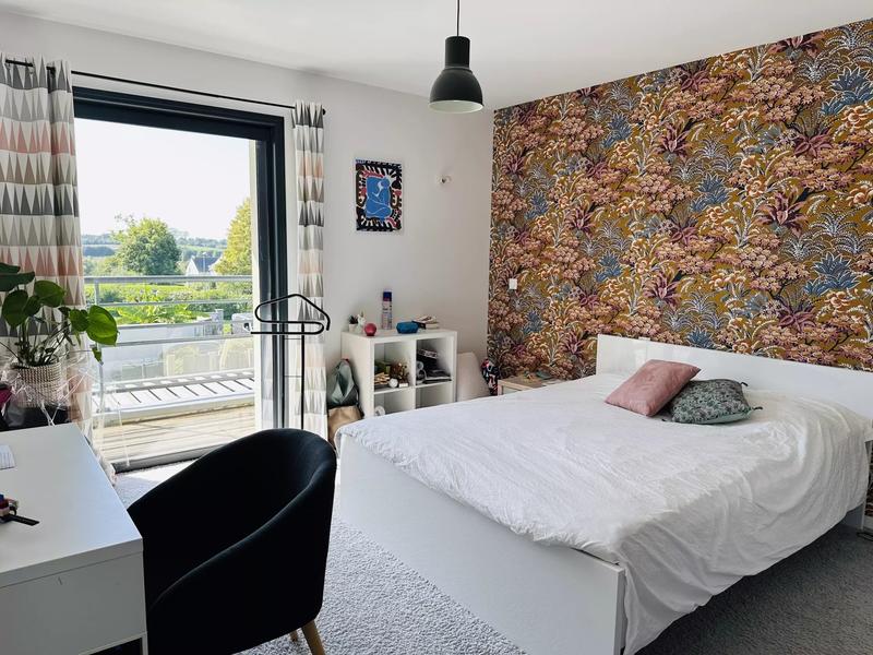 Maison - 225 m² - 9 pièces