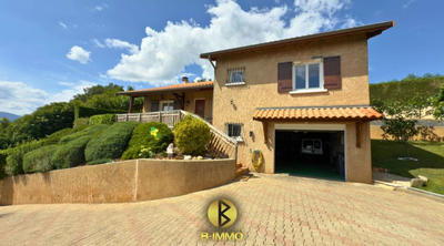 Maison - 107 m² - 5 pièces