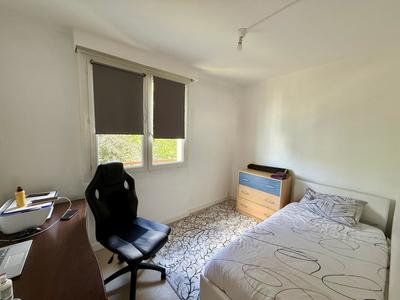 Appartement - 77 m² - 4 pièces