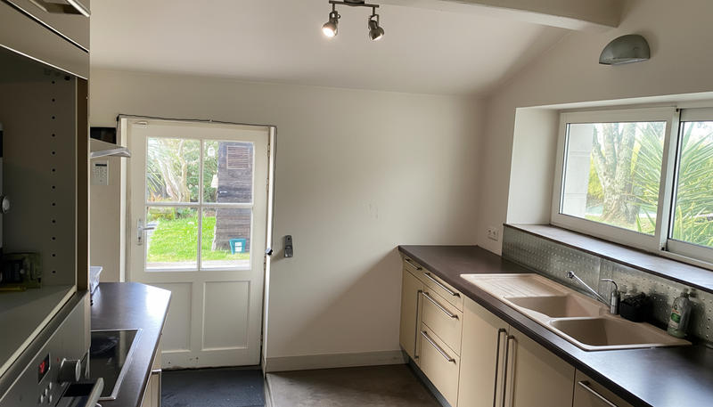 Maison - 233 m² - 7 pièces