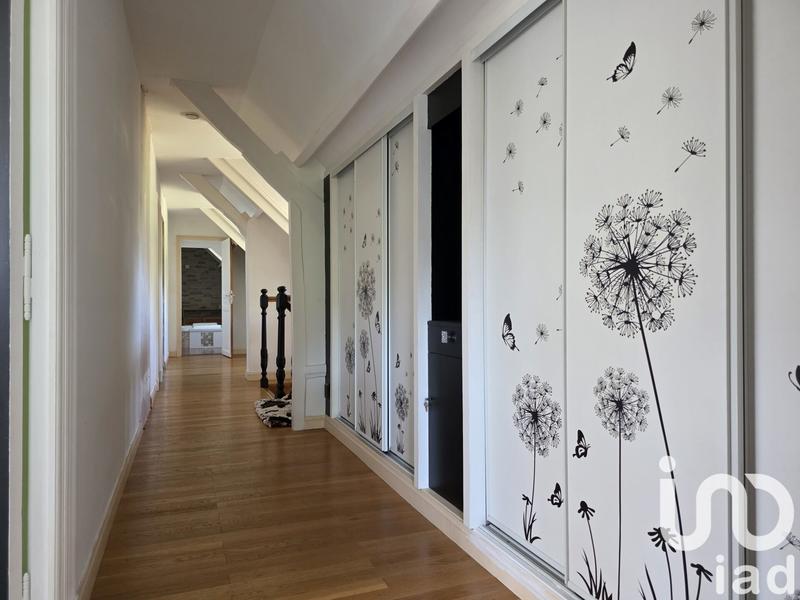 Maison - 189 m² - 7 pièces