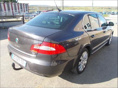 Skoda Superb Praha 2.0 Tdi 140 Cv