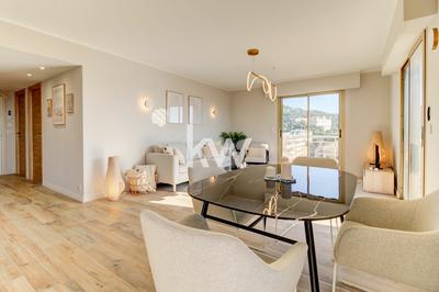 Appartement - 89 m² - 4 pièces