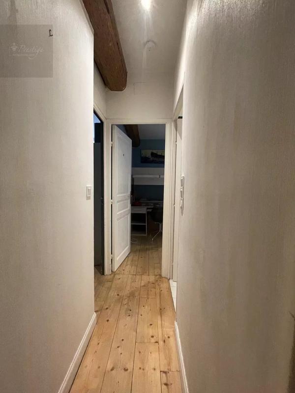 Appartement - 90 m² - 4 pièces