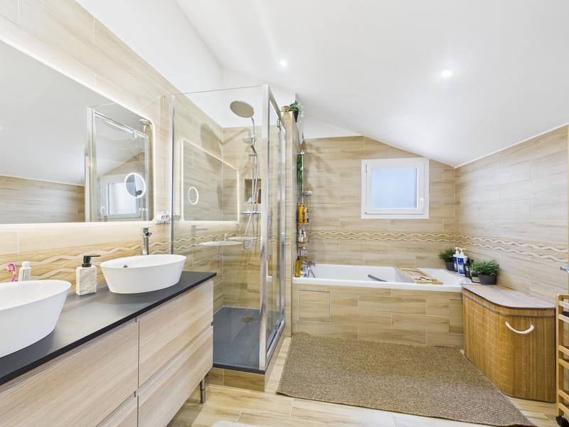 Appartement - 130 m² - 5 pièces