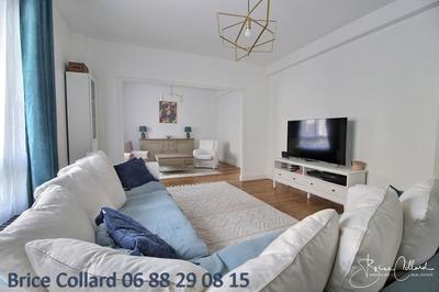 Maison - 158 m² - 8 pièces