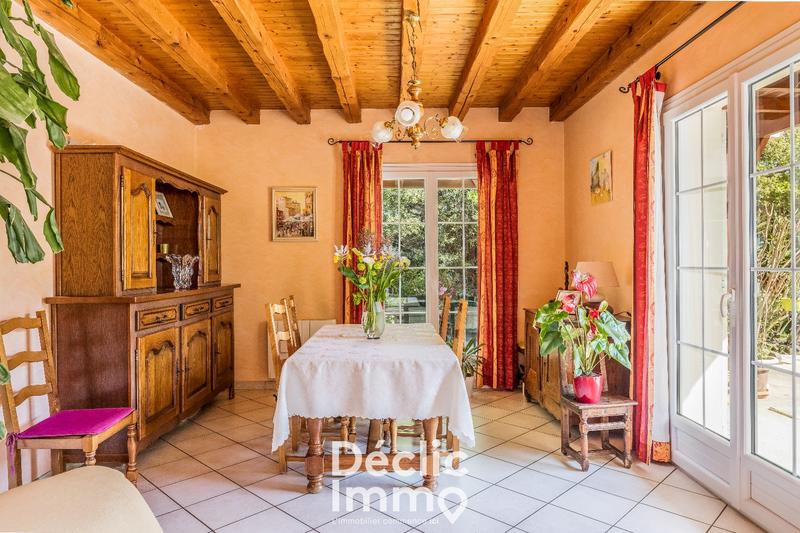 Maison - 171 m² - 6 pièces