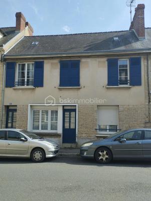 Maison - 96 m² - 5 pièces