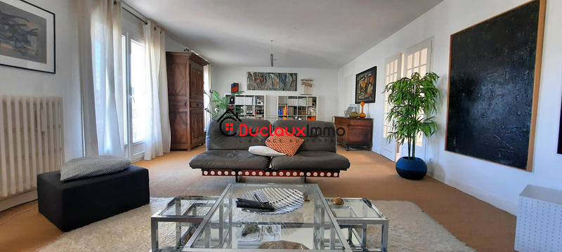 Appartement - 164 m² - 5 pièces