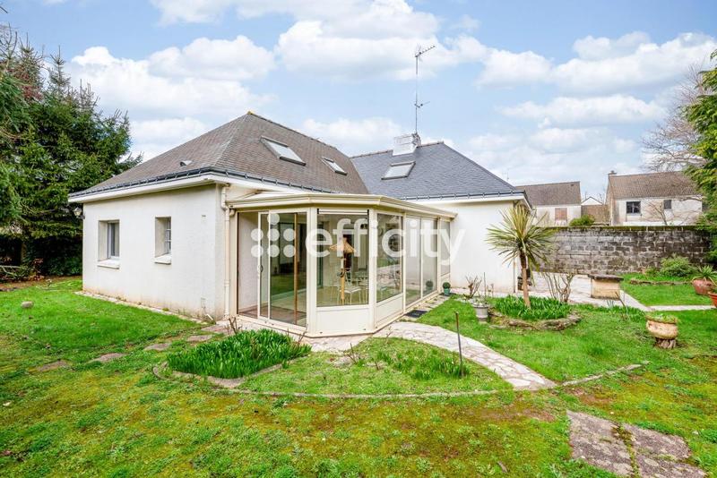 Maison traditionnelle - 130 m² - 6 pièces