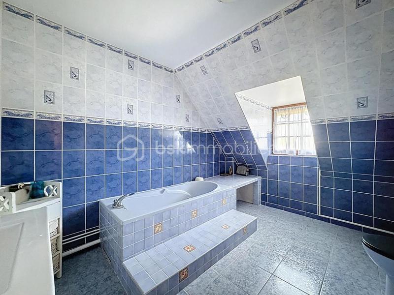 Maison - 107 m² - 6 pièces