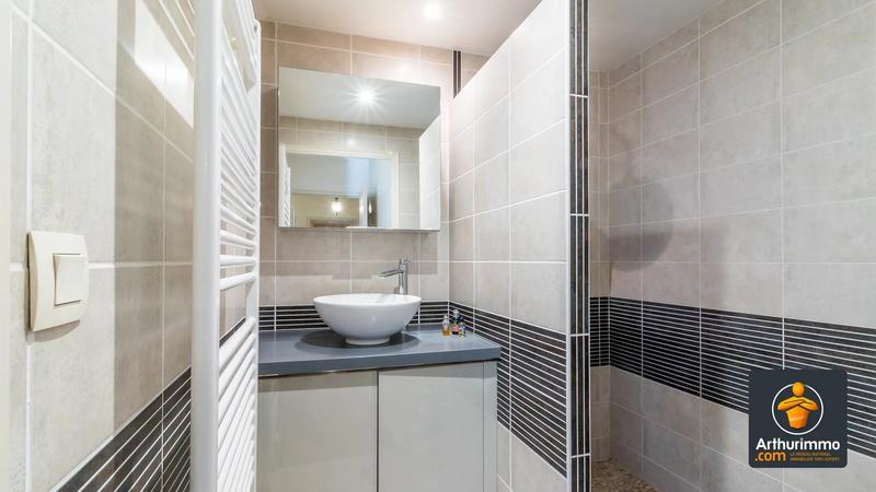 Appartement - 95 m² - 4 pièces