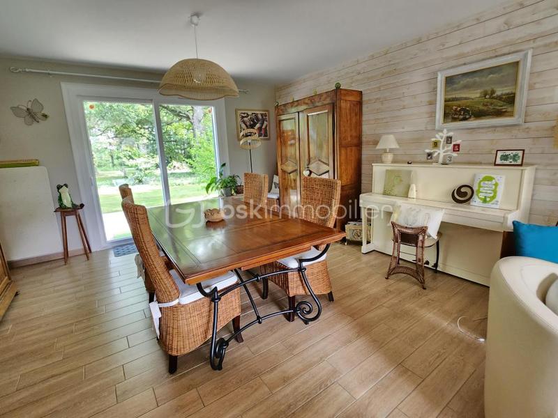 Pavillon - 163 m² - 5 pièces