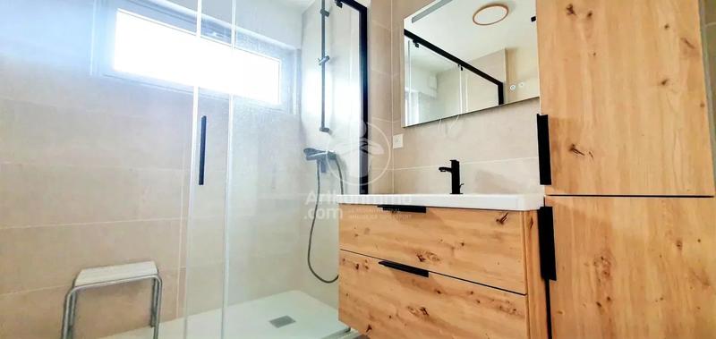 Appartement - 95 m² - 5 pièces