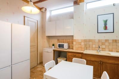 Chambre - 18 m² - 8 pièces