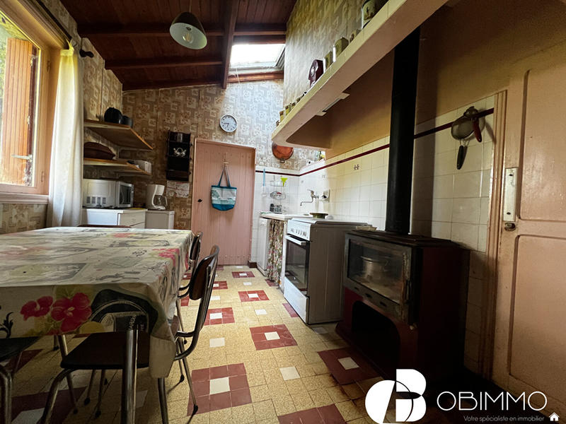 Maison - 284 m² - 10 pièces