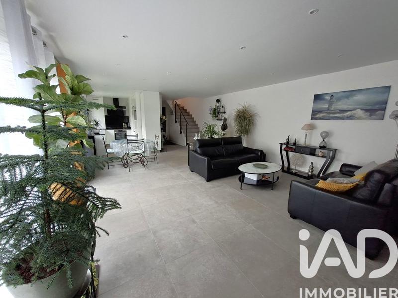 Maison - 105 m² - 5 pièces