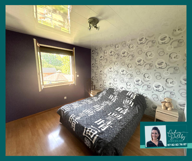 Maison - 93 m² - 5 pièces