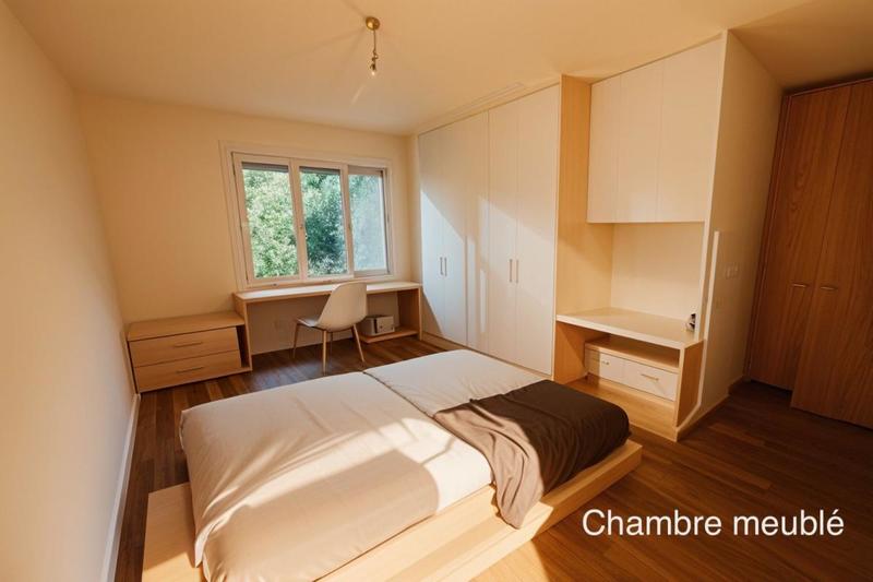 Maison - 240 m² - 7 pièces