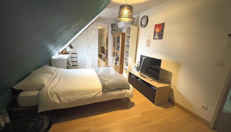 Maison traditionnelle - 110 m² - 5 pièces