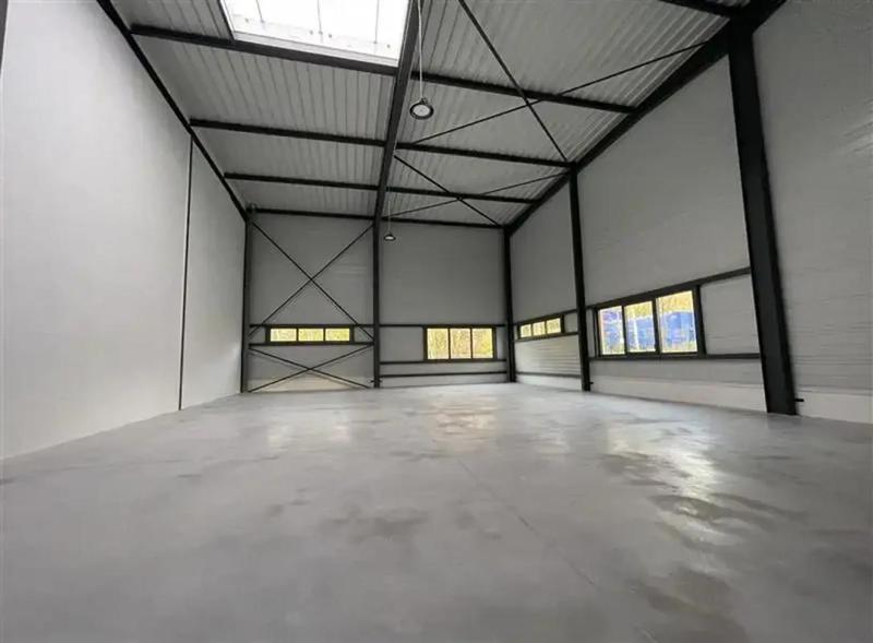 Local d'activités - 229 m²