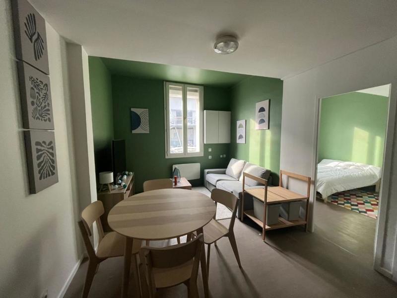 Chambre - 12 m² - 1 pièce