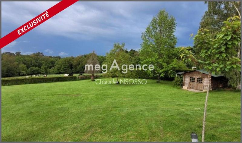 Terrain constructible - 808 m²