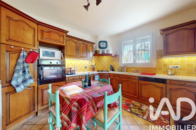 Maison - 181 m² - 5 pièces