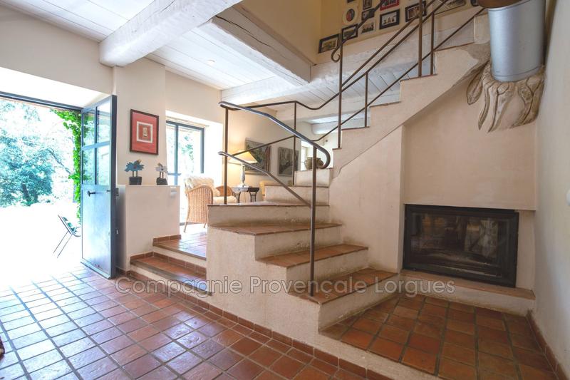 Propriété - 250 m² - 10 pièces