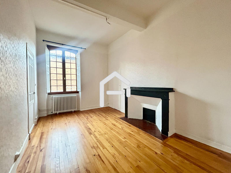 Appartement - 99 m² - 4 pièces