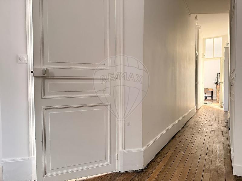 Propriété - 556 m² - 19 pièces