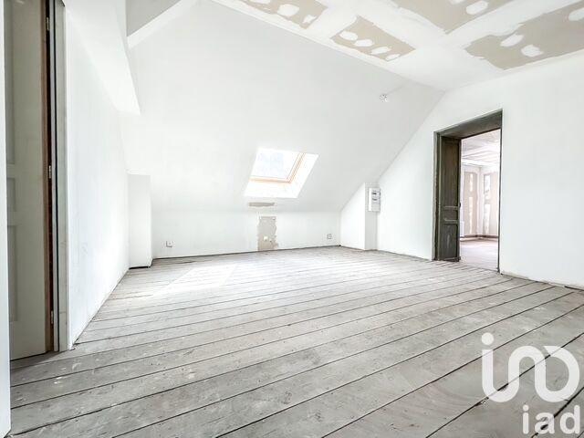 Maison - 200 m² - 5 pièces