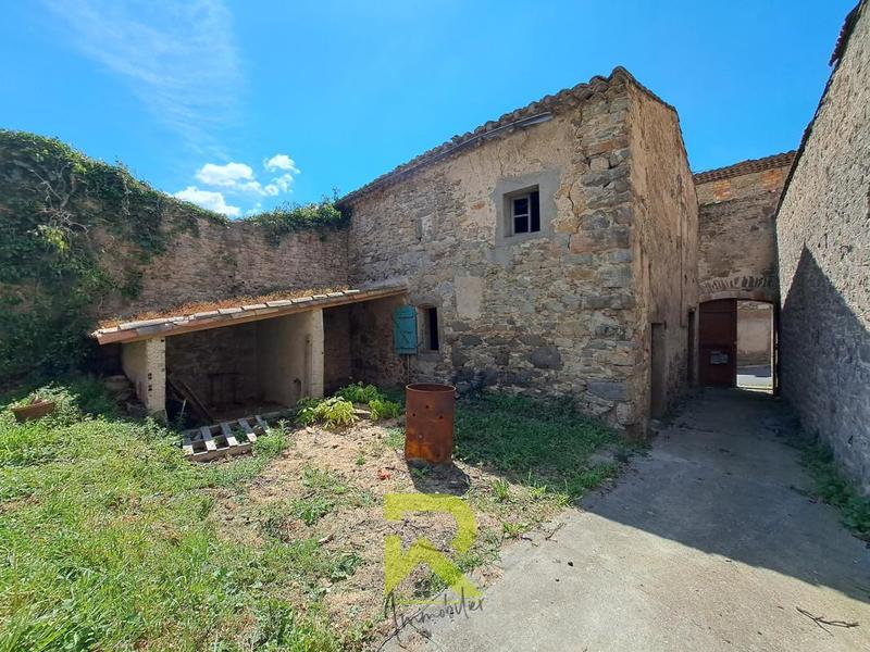 Maison - 400 m² - 20 pièces