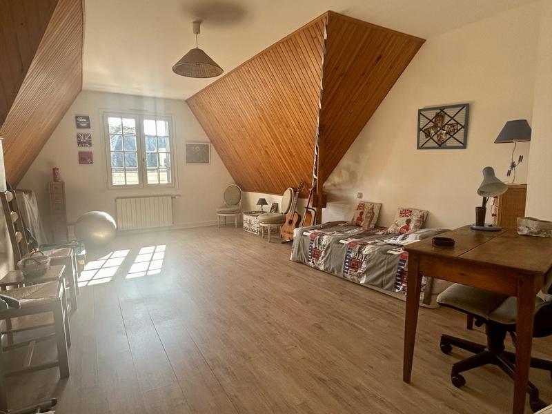 Maison - 166 m² - 6 pièces