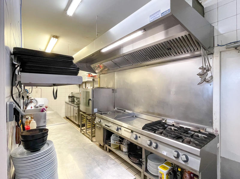 Fonds de commerce - Magasins - 160 m²