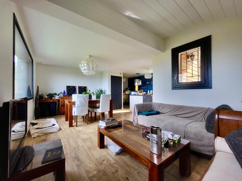 Maison - 91 m² - 4 pièces